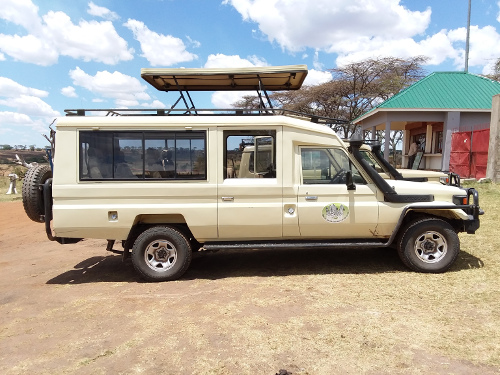 Our Toyota Land Cruiser Safari truck.